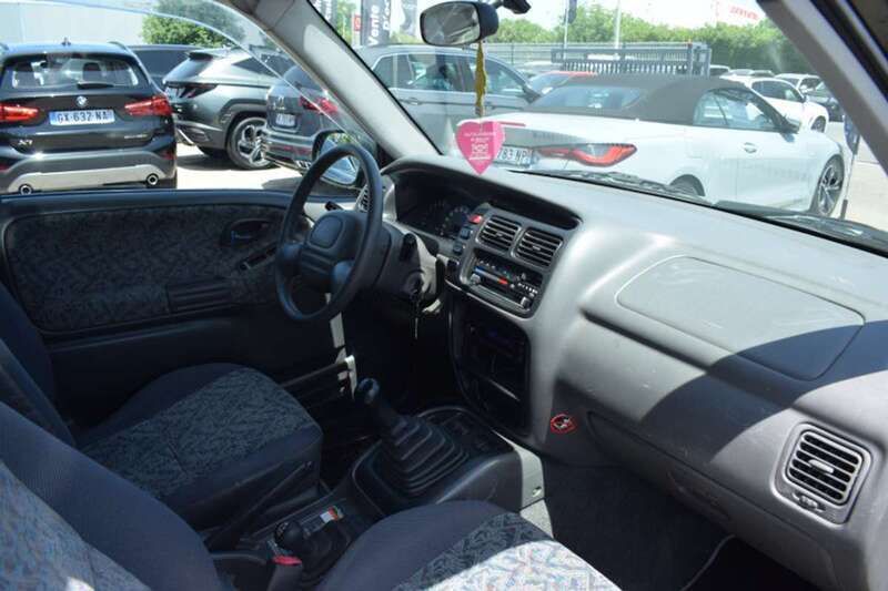 Image 4/4