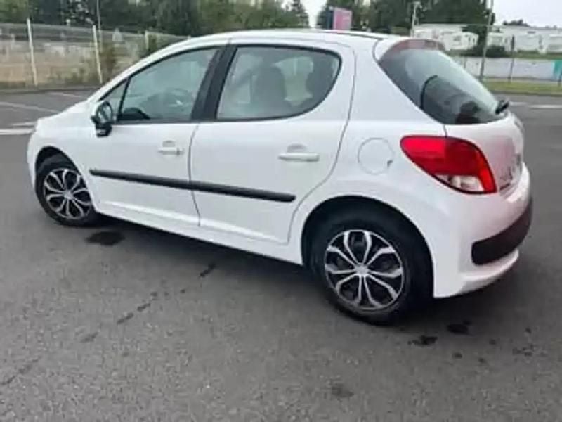 Occasion Peugeot 207 Premium 69 ch (50 kW) 2010 Berline