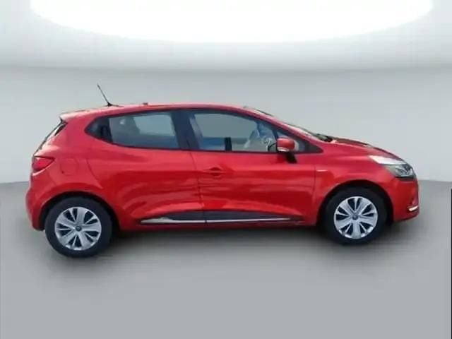 Occasion Renault Clio IV 2019 Rouge flamme Berline