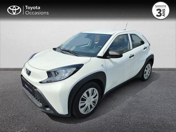 Blanc Utilisé 2023 Toyota Aygo Business Edition Citadine | 13 990 € (Prix juste) - Image 1/4