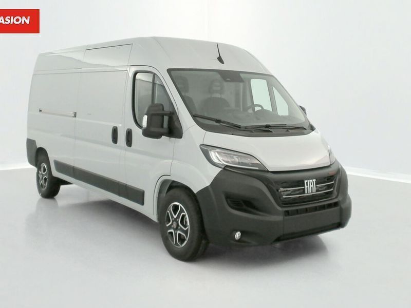 Gris Utilisé 2023 Fiat Ducato Van | 46 200 € (Prix cher) - Image 1/4