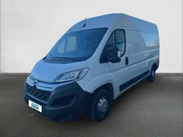 Blanc icy Utilisé 2023 Citroën Jumper Monospace | 25 990 € - Image 1/4