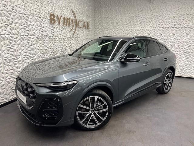 Gris daytona nacré Utilisé 2025 Audi Q5 Sportback Design SUV | 84 303 € - Image 1/4