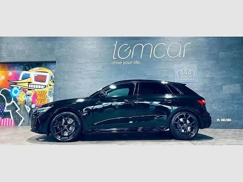Noir Occasion 2025 Audi RS3 Sport Berline | 71 579 € (Super prix) - Image 1/4