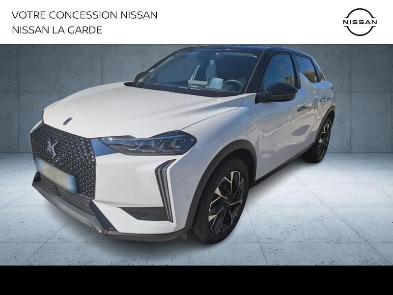 Blanc banquise (o) toit noir Occasion 2023 DS Automobiles DS3 Opera SUV | 22 900 € (Prix juste) - Image 1/4