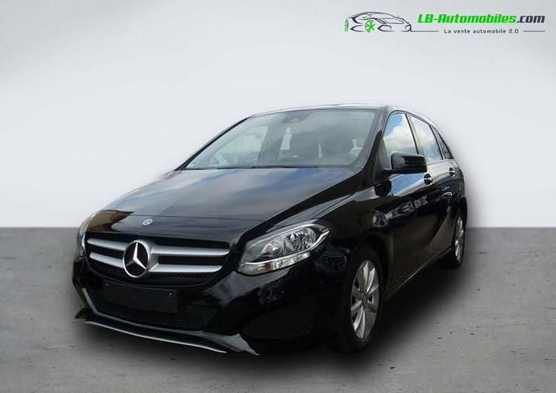 Utilisé 2019 Mercedes B200 Monospace | 20 900 € (Super prix) - Image 1/4