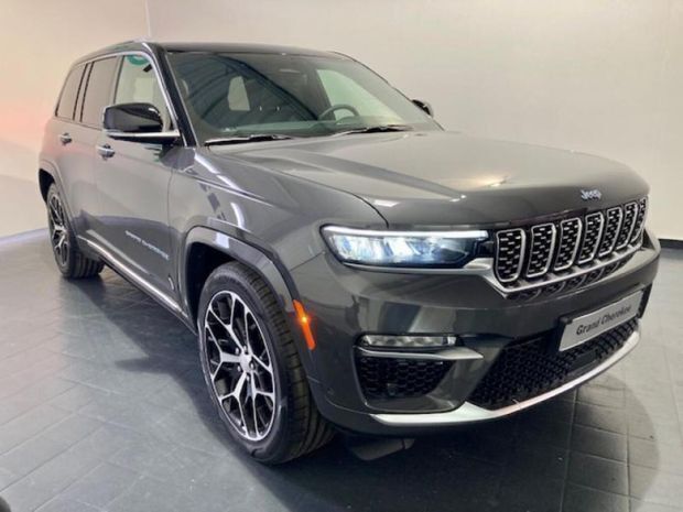 Nouvelle 2024 Jeep Grand Cherokee Summit SUV | 89 890 € (Prix assez cher) - Image 1/4