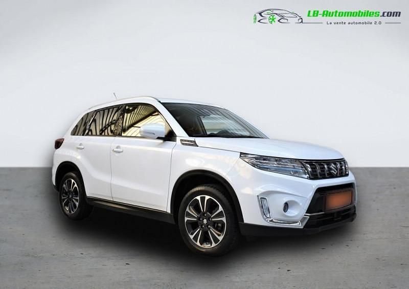 Utilisé 2020 Suzuki Vitara SUV | 27 200 € (Prix juste) - Image 1/4