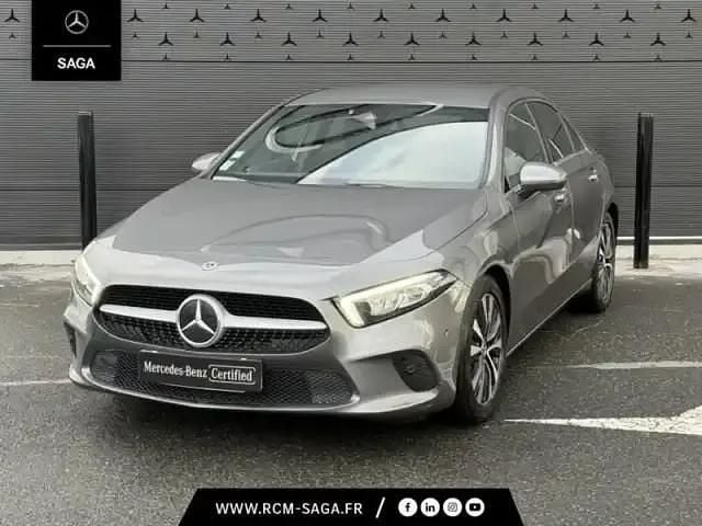 Gris foncé Occasion 2020 Mercedes A180 Business Berline | 20 900 € (Super prix) - Image 1/4