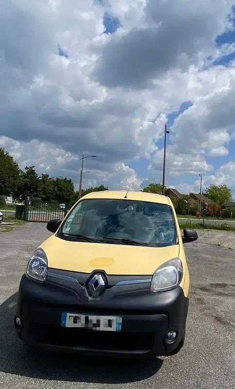 Utilisé 2017 Renault Kangoo Monospace | 4 200 € - Image 1/4