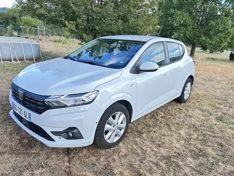 Blanc Utilisé 2022 Dacia Sandero Essentiel Citadine | 14 000 € (Prix juste) - Image 1/4