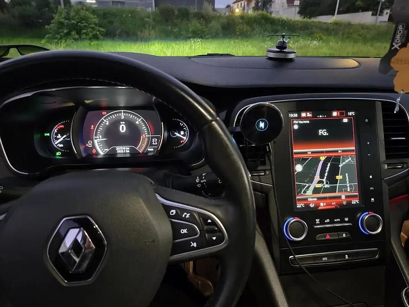 Noir Utilisé 2016 Renault Talisman Intens Break | 8 500 € (Prix juste) - Image 1/4