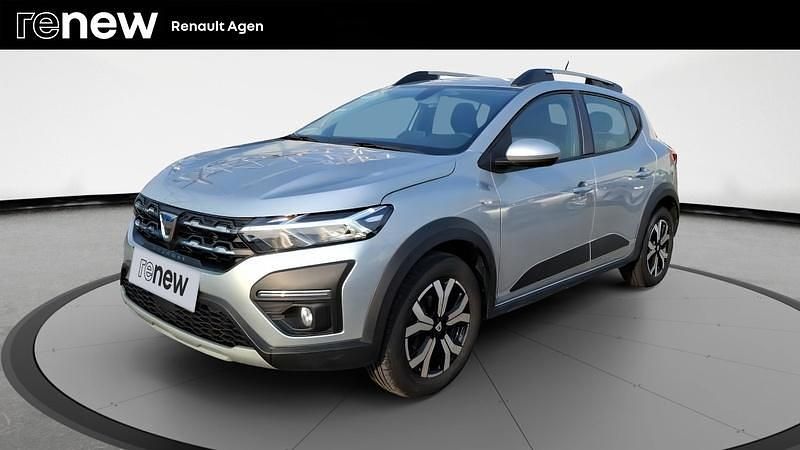 Gris Utilisé 2022 Dacia Sandero Comfort Citadine | 13 990 € (Prix juste) - Image 1/4