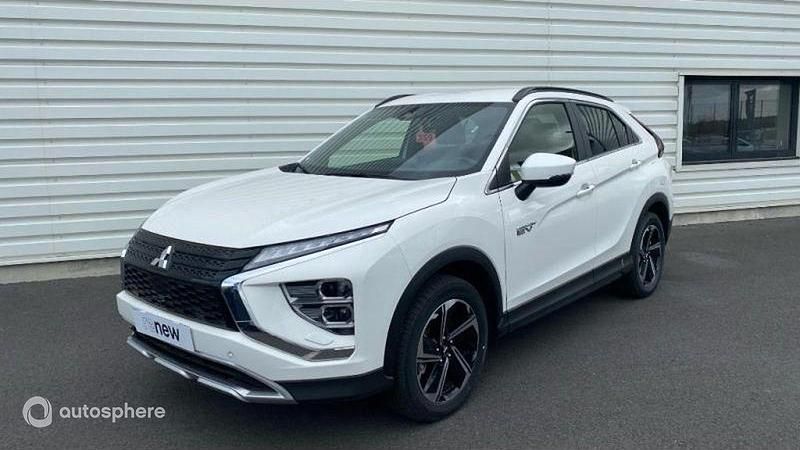 Blanc Utilisé 2024 Mitsubishi Eclipse Cross SUV | 31 499 € - Image 1/4