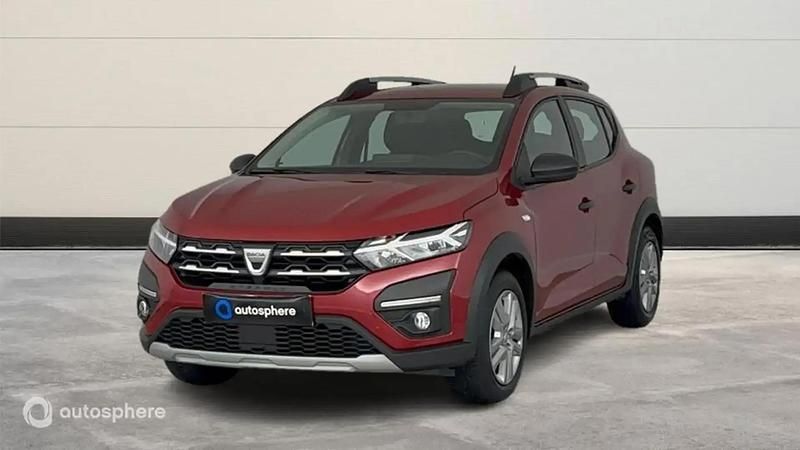 Rouge Utilisé 2022 Dacia Sandero Essentiel Berline | 13 499 € (Prix juste) - Image 1/4