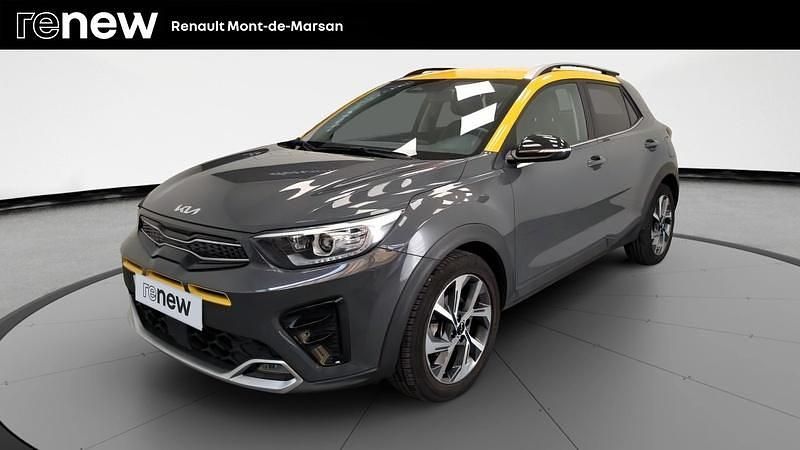 Gris Occasion 2021 Kia Stonic GT-Line SUV | 15 490 € (Bon prix) - Image 1/4