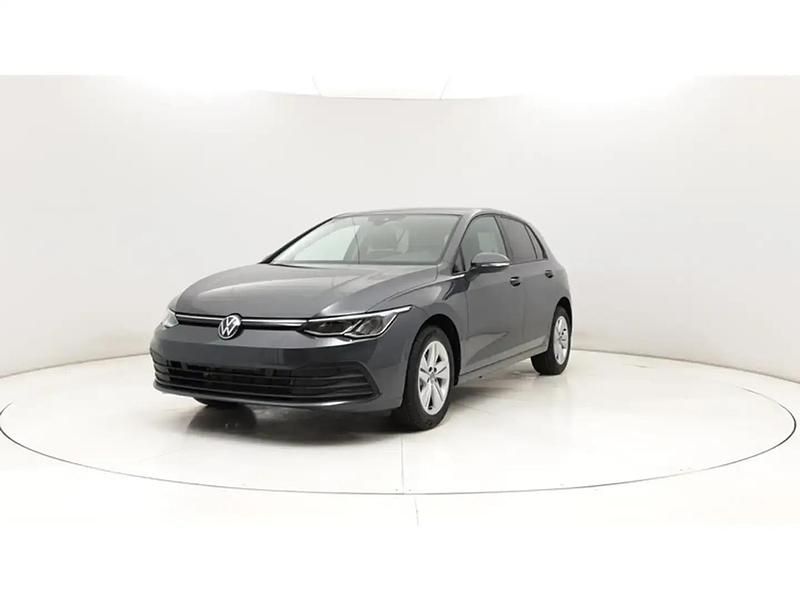 Gris Occasion 2023 VW Golf VIII Life Citadine | 29 710 € (Prix assez cher) - Image 1/4