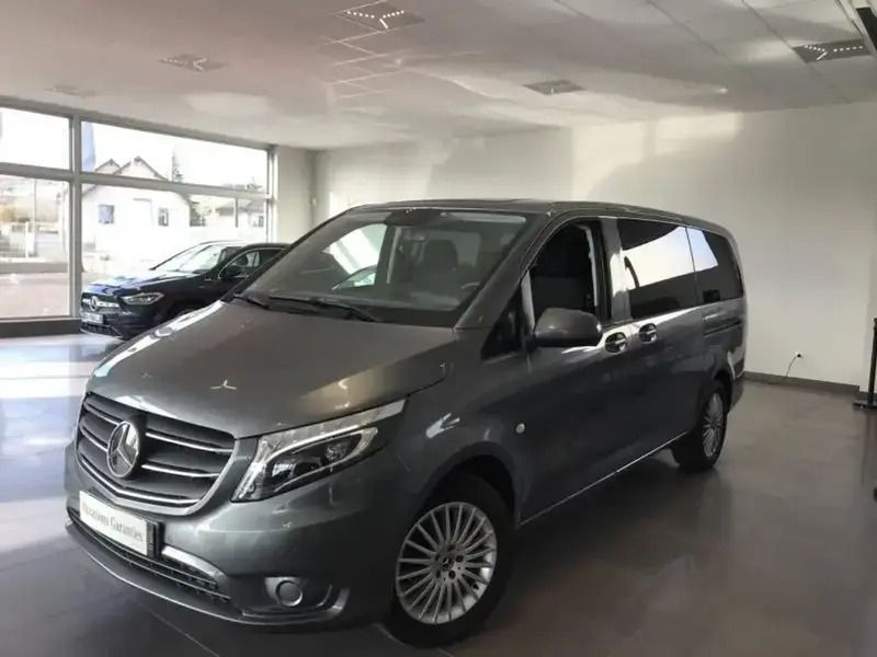Gris Utilisé 2021 Mercedes Vito Monospace | 46 560 € - Image 1/2