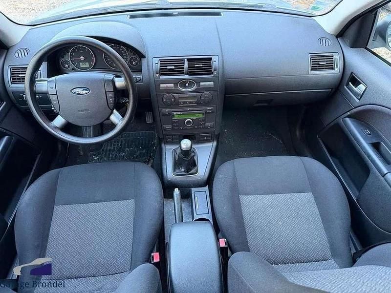Occasion Ford Mondeo Ghia 125 ch (91 kW) 2005 Gris Break