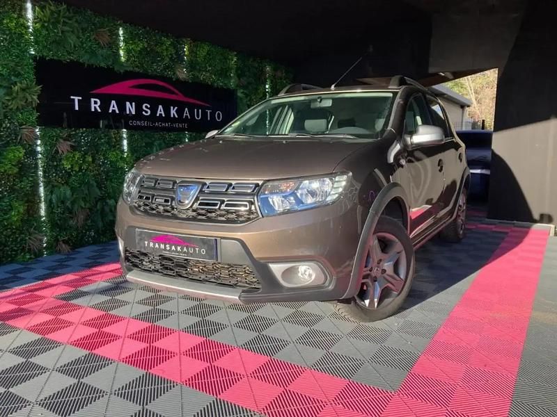 Utilisé 2020 Dacia Sandero Stepway Berline | 10 490 € (Bon prix) - Image 1/4