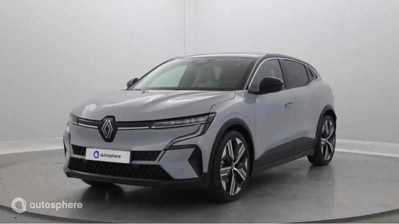 Occasion 2022 Renault Megane E-Tech Iconic SUV | 23 999 € (Prix juste) - Image 1/4