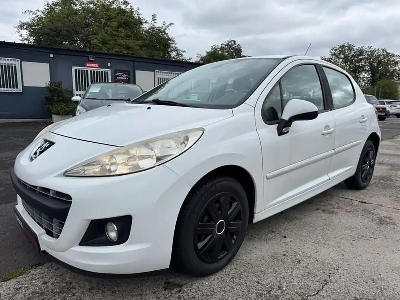 Occasion Peugeot 207 Active 92 ch (67 kW) 2011 Blanc Berline