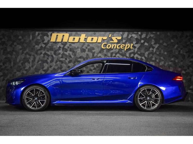 Occasion BMW M5 Sport Line 727 ch (534 kW) 2025 Bleu Berline