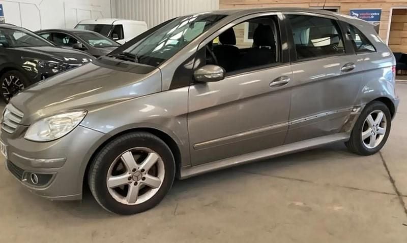 Gris Utilisé 2006 Mercedes B180 Monospace | 6 700 € (Prix juste) - Image 1/4