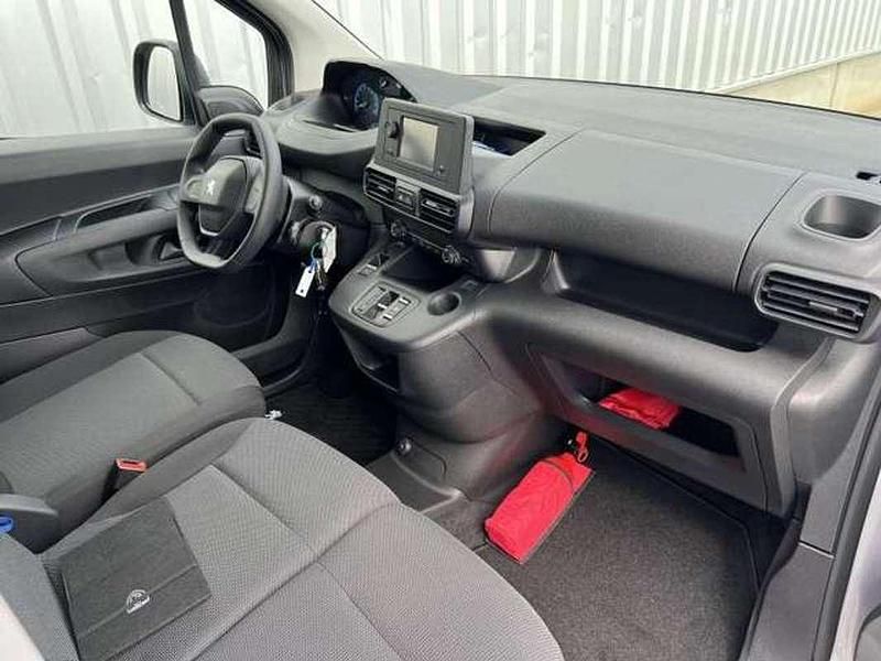Occasion Peugeot Partner 136 ch (100 kW) 2023 Gris Monospace
