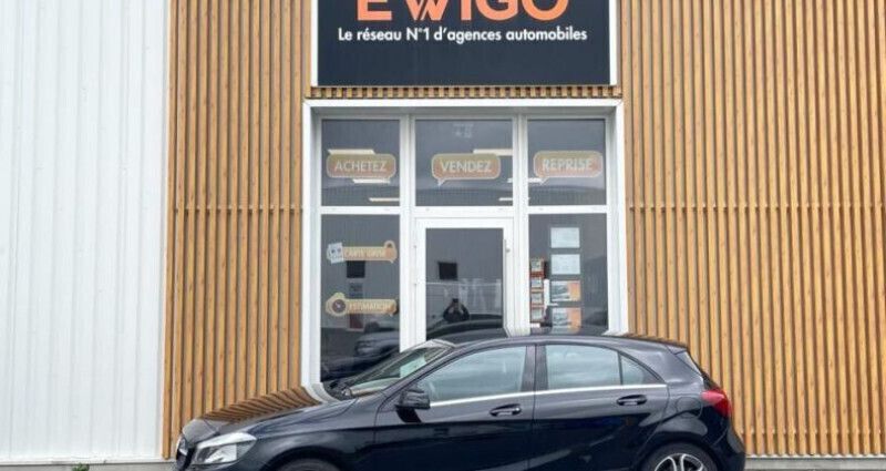 Noir Utilisé 2016 Mercedes A160 Berline | 12 980 € (Prix juste) - Image 1/4