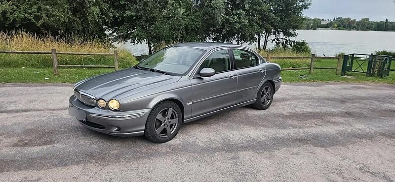 Gris Utilisé 2006 Jaguar X-type Executive Berline | 2 750 € - Image 1/4