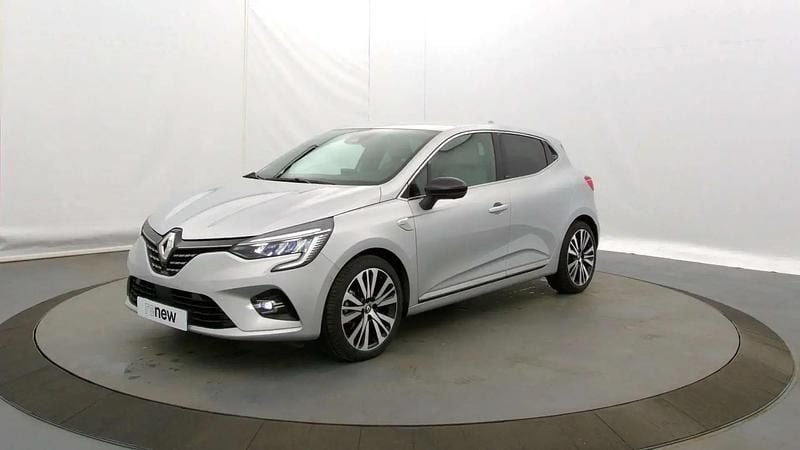 Gris Occasion 2021 Renault Clio V Initiale Paris Citadine | 19 190 € (Prix assez cher) - Image 1/4