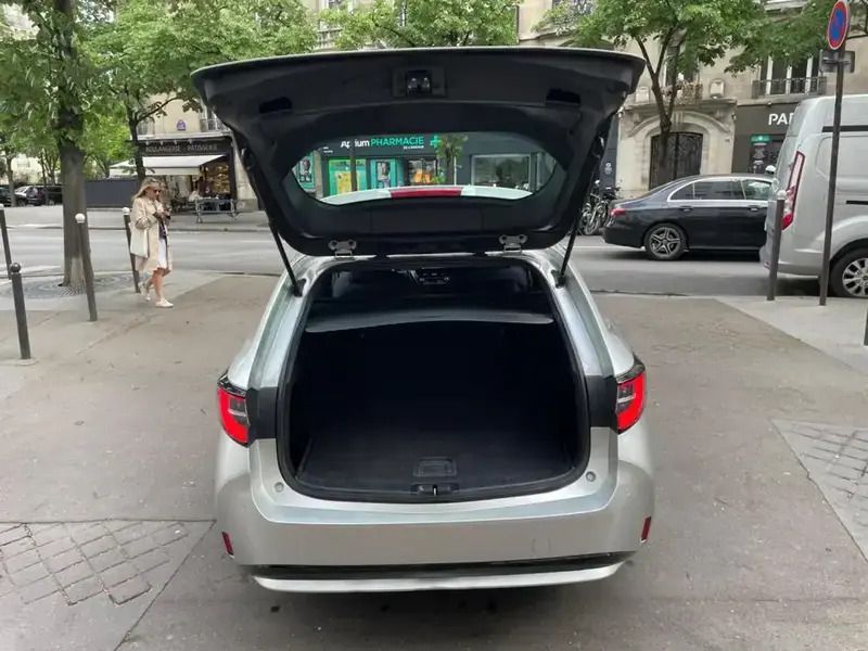 Image 2/4