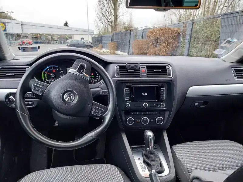 Utilisé 2014 VW Jetta Hybrid Business Berline | 5 000 € - Image 1/4