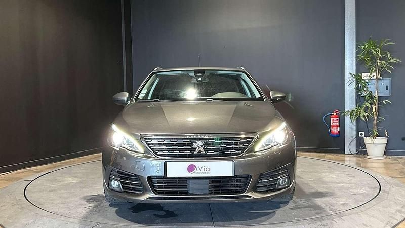 Occasion Peugeot 308 Allure 131 ch (96 kW) 2019 Brun Break