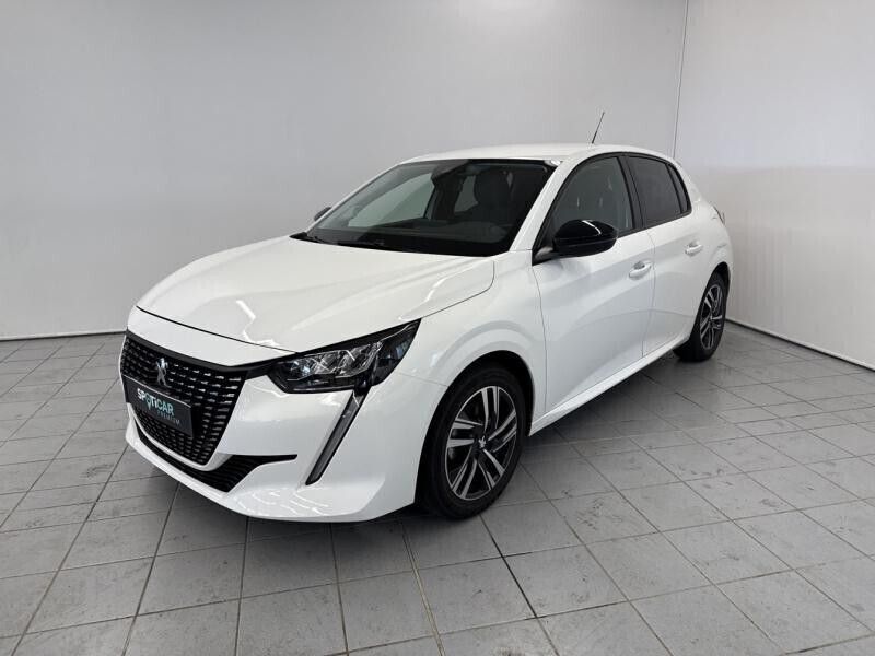 Blanc Utilisé 2023 Peugeot 208 Allure Citadine | 13 990 € (Bon prix) - Image 1/4