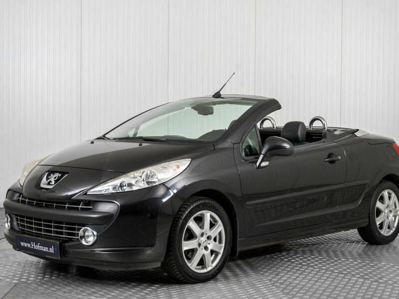 Noir Utilisé 2009 Peugeot 207 CC Cabriolet | 4 900 € (Prix juste) - Image 1/4