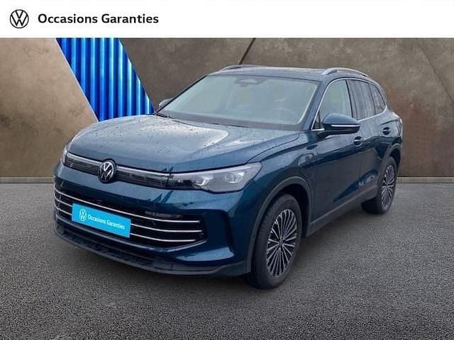 Utilisé 2025 VW Tiguan Elegance SUV | 47 990 € - Image 1/4