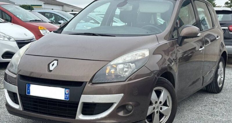Utilisé 2009 Renault Scénic III Business Monospace | 6 990 € (Prix juste) - Image 1/4