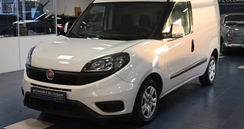 Occasion 2022 Fiat Doblò Lounge Monospace | 10 998 € (Bon prix) - Image 1/4