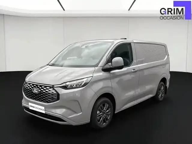 Gris claire Occasion 2025 Ford Transit Berline | 34 990 € (Bon prix) - Image 1/4