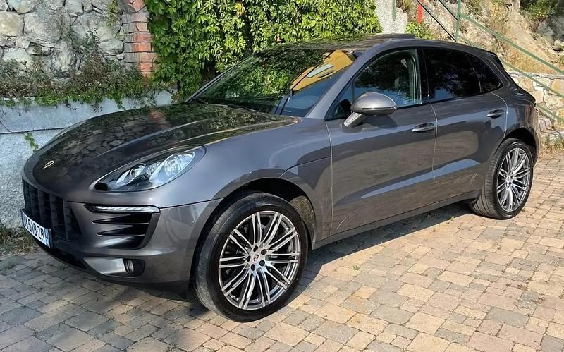 Gris Occasion 2014 Porsche Macan S SUV | 37 490 € (Super prix) - Image 1/4