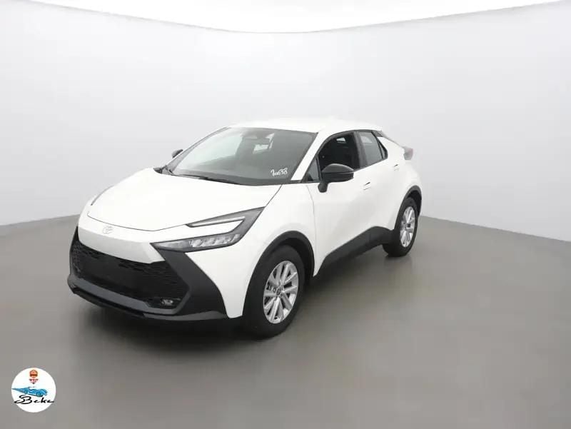 Blanc Nouvelle 2025 Toyota C-HR SUV | 29 645 € (Super prix) - Image 1/4