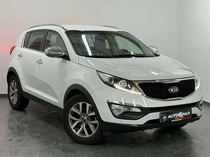 Blanc Utilisé 2015 Kia Sportage SUV | 8 990 € (Super prix) - Image 1/4