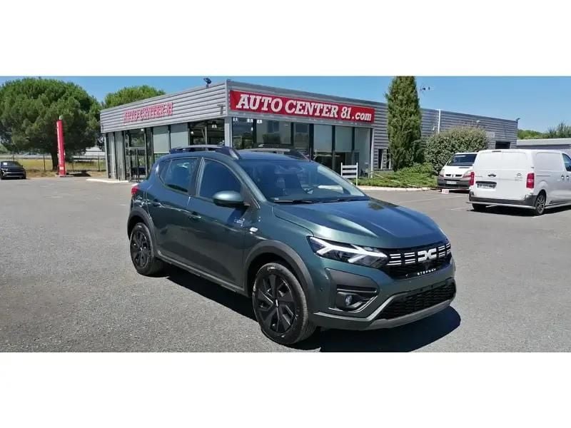 Vert Nouvelle 2025 Dacia Sandero Expression Citadine | 17 690 € - Image 1/4