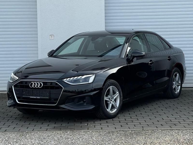 Utilisé 2021 Audi A4 Sport Berline | 27 890 € (Bon prix) - Image 1/4