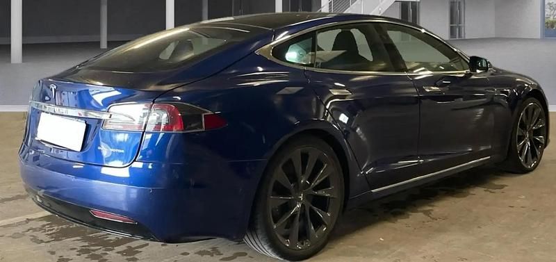 Bleu Utilisé 2019 Tesla Model S Long Range AWD Berline | 34 590 € (Prix assez cher) - Image 1/4