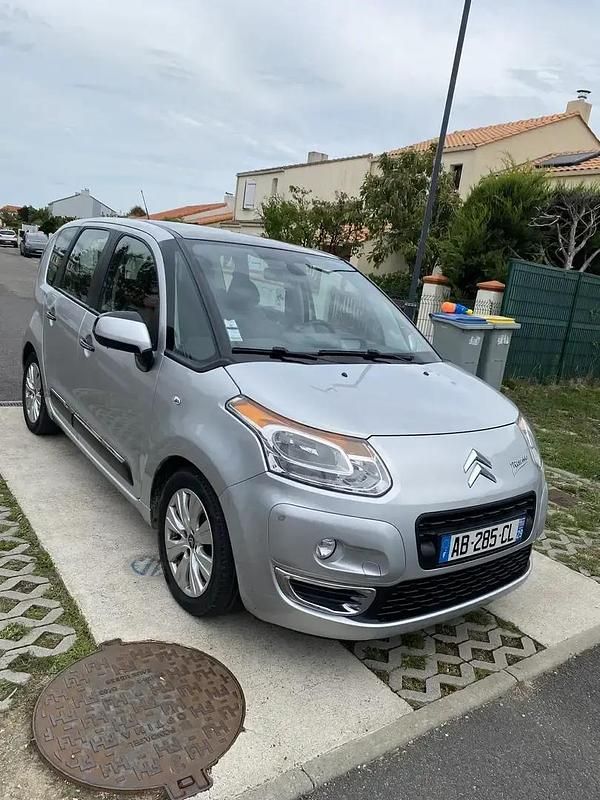 Utilisé 2009 Citroën C3 Picasso Exclusive Monospace | 4 850 € (Prix juste) - Image 1/4