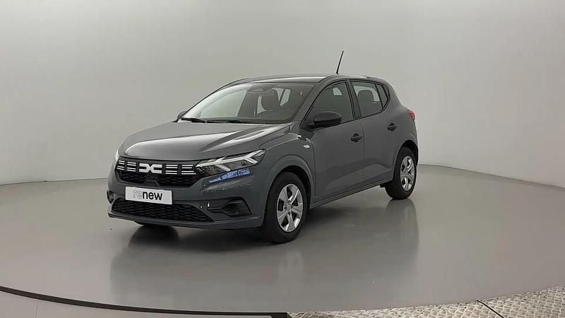 Gris Utilisé 2024 Dacia Sandero Essentiel Citadine | 13 650 € (Bon prix) - Image 1/4