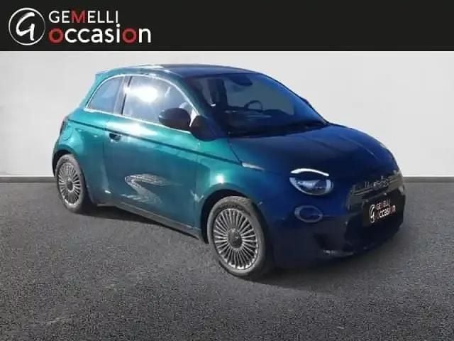 Occasion Fiat 500e 2022 Ocean green métal Berline